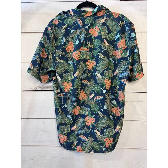 NWT Tommy Bahama Men's Top Button Up Short Sleeve Tropical Print Size MED - Picture 2 of 5